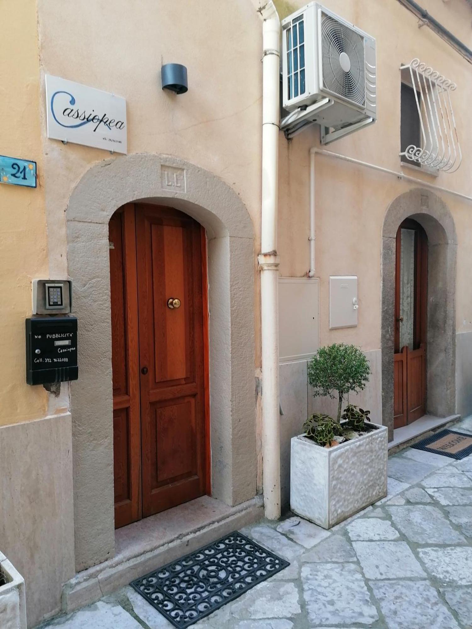 Bed and Breakfast Cassiopea à Gaète Extérieur photo